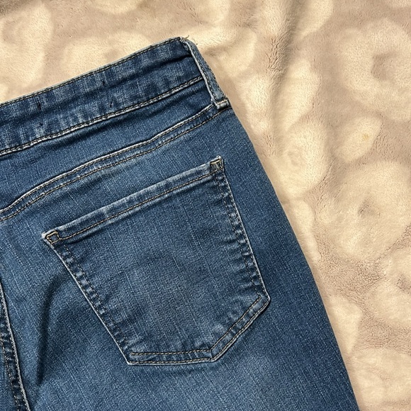 NYDJ Ami Skinny Jeans with Lift X Tuck Technology Size 8 - Picture 8 of 11